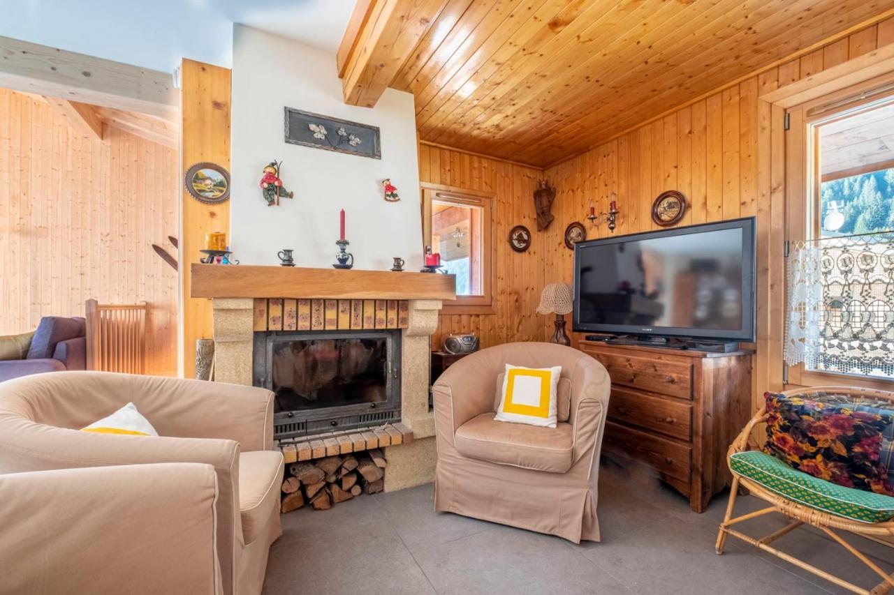 Family Cottage With Balcony In Шамони Екстериор снимка